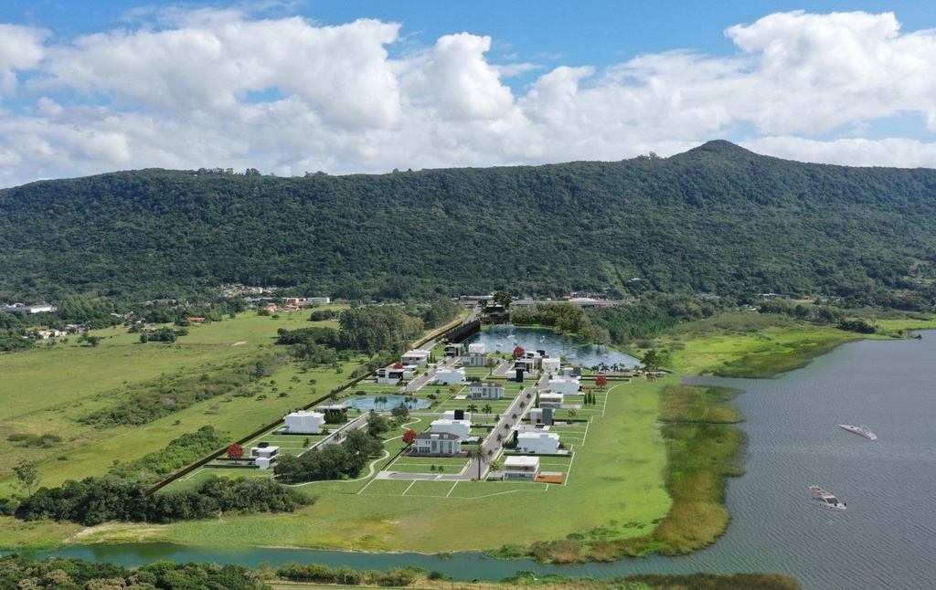 Lagoon Marina Club